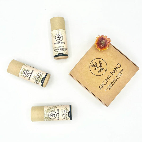 Kit olio essenziale purificante Aroma Bano con Tea Tree, Citronella e Menta Piperita fotografato dall’alto
