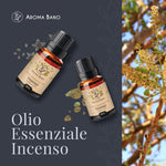 Due bottiglie di olio essenziale di Incenso Aroma Bano accanto a illustrazioni e pianta di boswellia in fiore