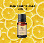 Olio essenziale di limone Aroma Bano con fette di limone fresco su sfondo giallo
