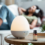 Olio essenziale di Maggiorana Aroma Bano diffuso in ambiente domestico per favorire calma e benessere