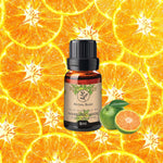 Bottiglia di olio essenziale di Mandarino Verde Aroma Bano da 8 ml su sfondo di fette di agrumi freschi