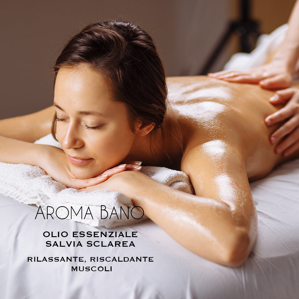 Persona distesa durante un massaggio con utilizzo di olio essenziale di salvia sclarea Aroma Bano da 8 ml in un contesto di benessere